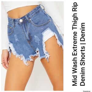 Prettyy littler thing us 18 plus size mid wash thighs rip denim shorts NWT